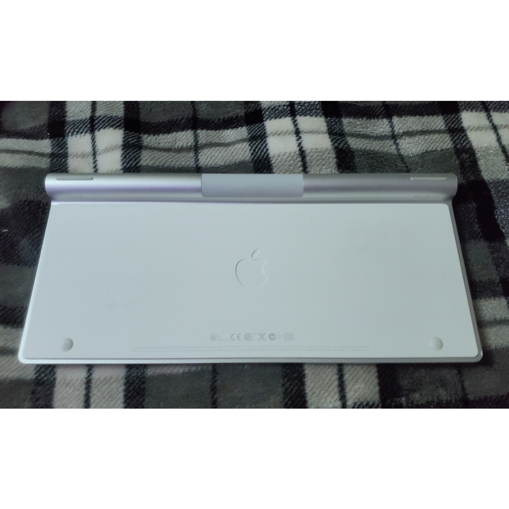 Apple Magic Wireless Keyboard - Picture 7 of 11